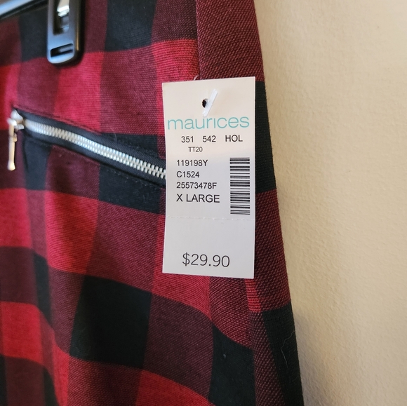 Maurices buffalo check skirt, size XL - Picture 3 of 3